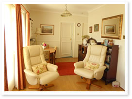 Hideaways self catering accommodation - lounge